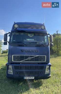 Зерновоз Volvo FH 12 2003 в Прилуках