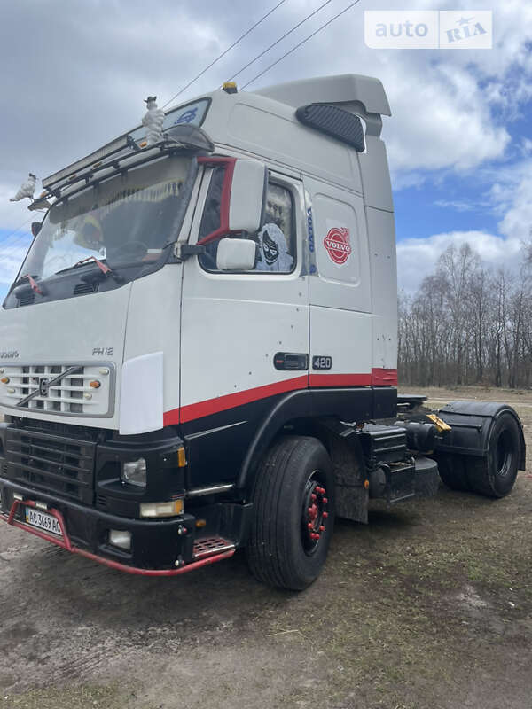 Тягач Volvo FH 12 2000 в Луцьку