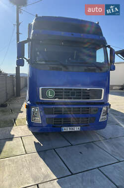 Тягач Volvo FH 12 2003 в 