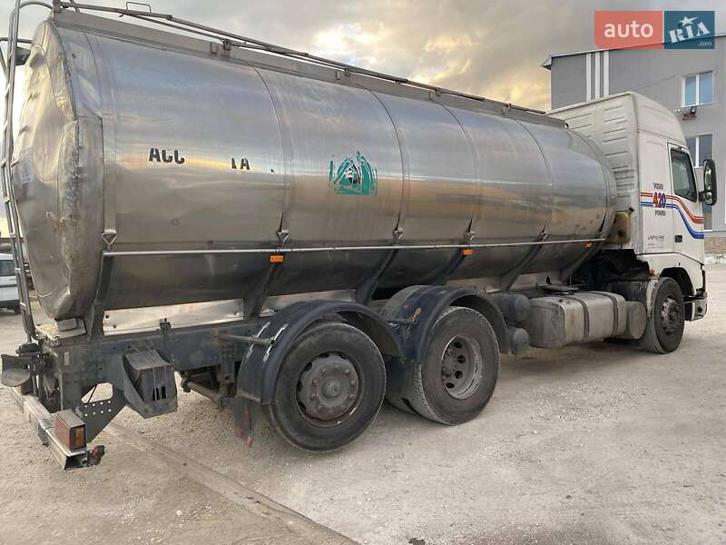 Цистерна Volvo FH 12 1997 в Тернополе