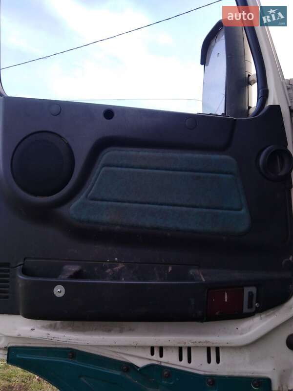 Тягач Volvo FH 12 2001 в Чернівцях фото 13 Тягач Volvo FH 12 2001 в Чернівцях