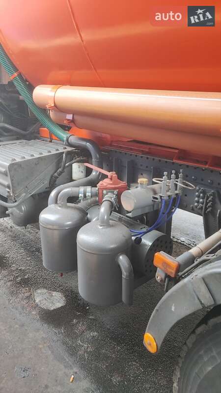 Машина  асенізатор (вакуумна) Volvo FH 12 1999 в Кременчуці