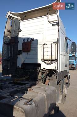 Тягач Volvo FH 12 2001 в 