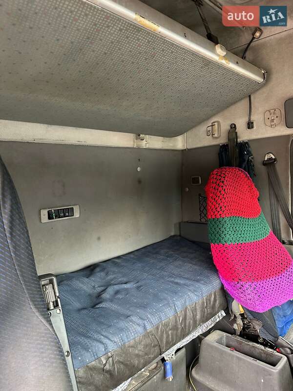 Зерновоз Volvo FH 12 2005 в Днепре