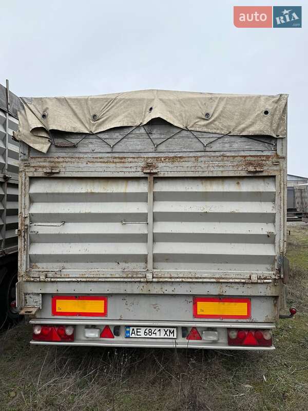 Зерновоз Volvo FH 12 2005 в Днепре