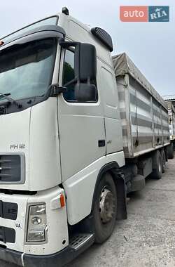 Зерновоз Volvo FH 12 2004 в 