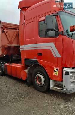 Зерновоз Volvo FH 12 2005 в Днепре
