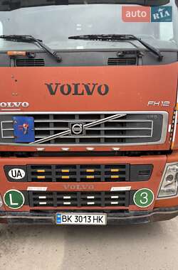 Грузовой фургон Volvo FH 12 2002 в Высоцке