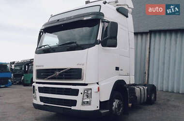 Тягач Volvo FH 12 2003 в Люботине