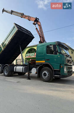 Кран-манипулятор Volvo FH 12 2004 в Тячеве
