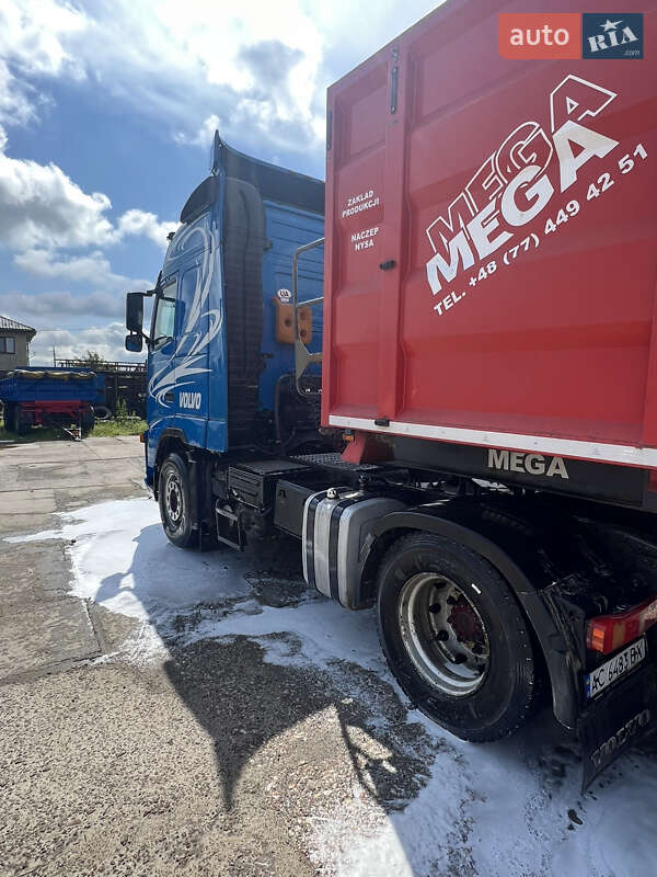 Тягач Volvo FH 12 2002 в Луцке