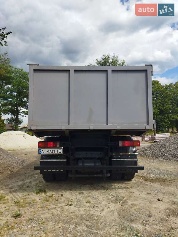 Самоскид Volvo FH 12 1999 в Івано-Франківську