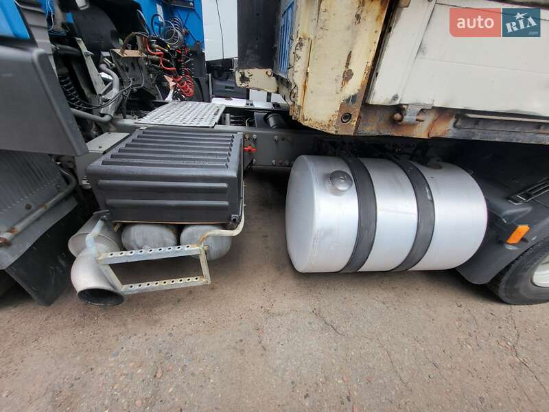 Тентованый Volvo FH 12 2000 в Чернигове