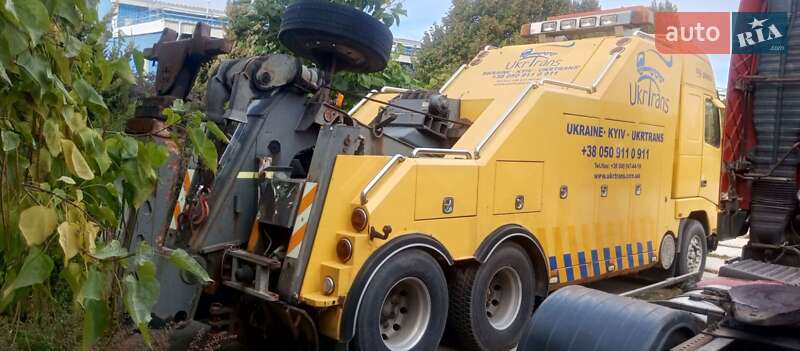 Эвакуатор Volvo FH 12 1998 в Броварах