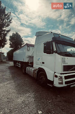 Тягач Volvo FH 12 2002 в  фото 3 Тягач Volvo FH 12 2002 в