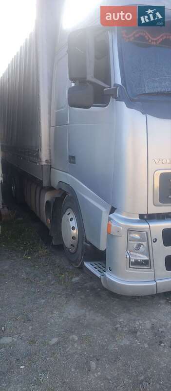 Тентований Volvo FH 12 2002 в Верховині фото 3 Тентований Volvo FH 12 2002 в Верховині