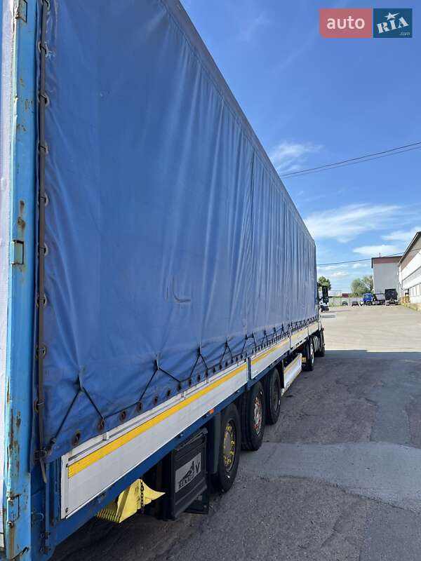 Борт Volvo FH 12 2004 в Чернігові