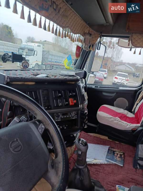 Тягач Volvo FH 12 2004 в Горохове