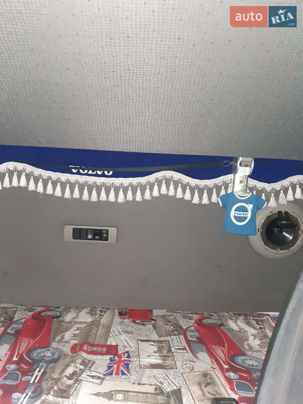 Тягач Volvo FH 12 2003 в Вознесенську