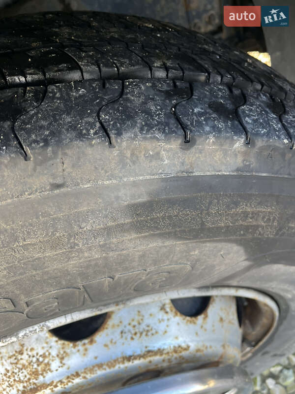 Тягач Volvo FH 12 2006 в Черновцах