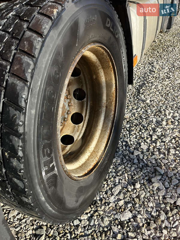 Тягач Volvo FH 12 2006 в Черновцах