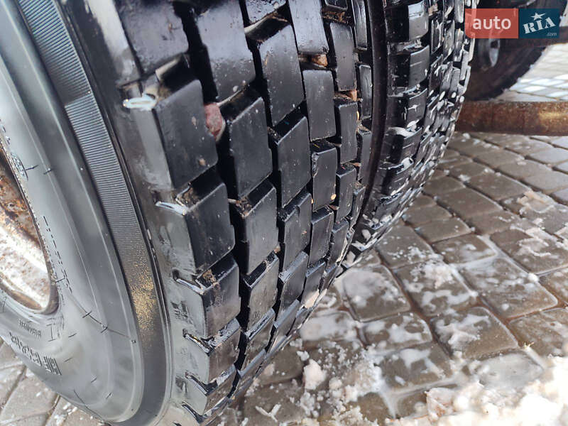 Самоскид Volvo FH 12 1999 в Городку