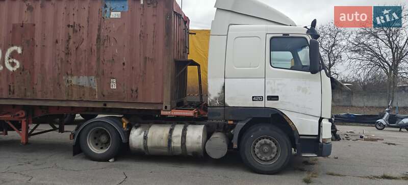 Зерновоз Volvo FH 12 1999 в Черкассах фото 3 Зерновоз Volvo FH 12 1999 в Черкассах