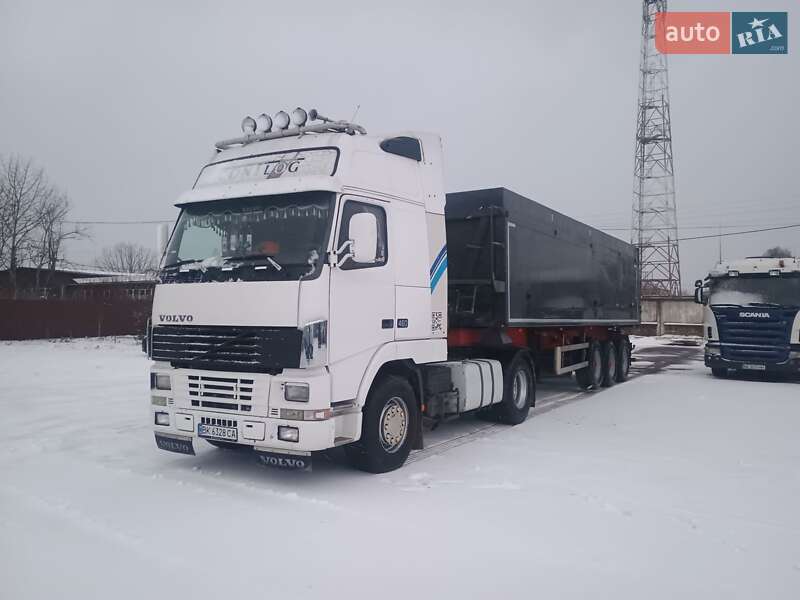 Тягач Volvo FH 12 2002 в Млинове