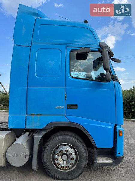 Тягач Volvo FH 12 2004 в Запорожье