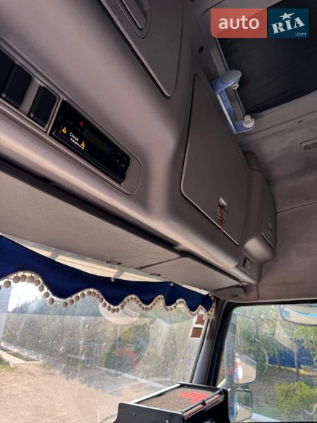 Тягач Volvo FH 12 2004 в Запорожье