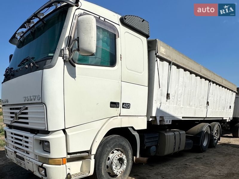 Самосвал Volvo FH 12 2001 в Сарате
