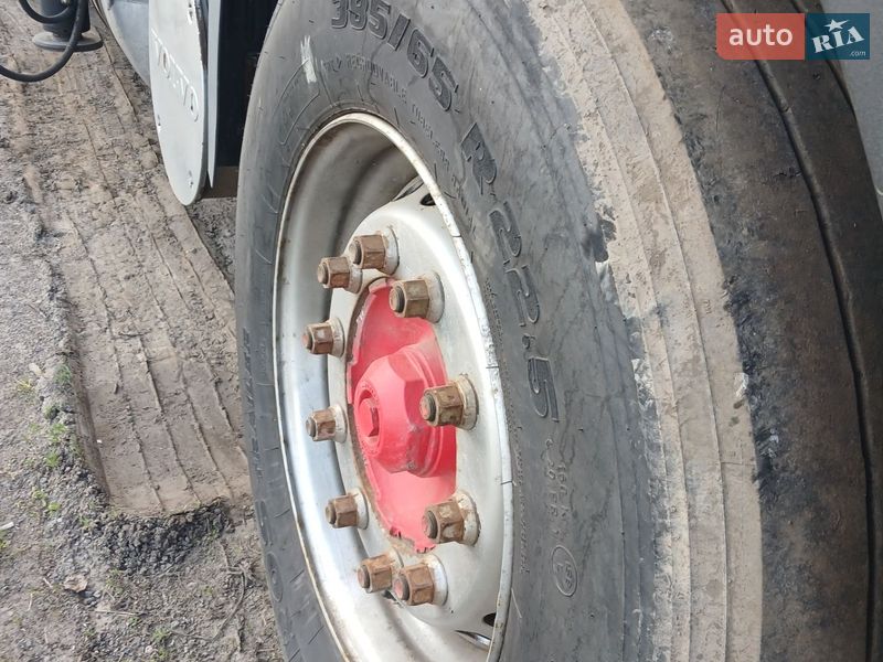 Кран-манипулятор Volvo FH 12 2000 в Запорожье