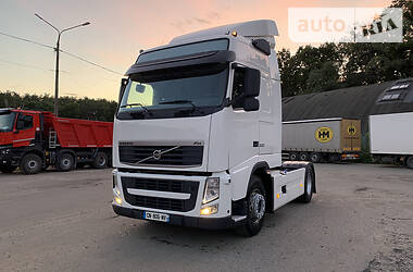 Тягач Volvo FH 13 2012 в Киеве