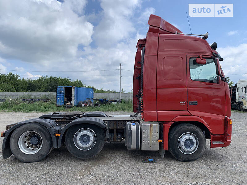 Контейнеровоз Volvo FH 13 2008 в Одессе