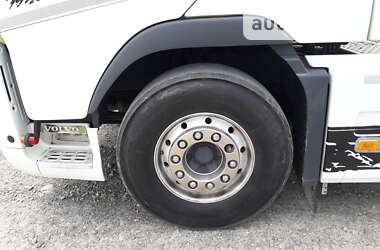 Тягач Volvo FH 13 2010 в 