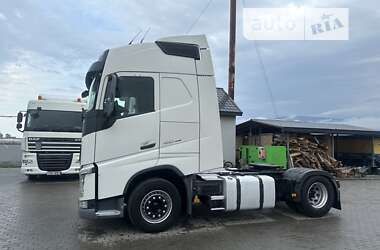 Тягач Volvo FH 13 2013 в Тячеве