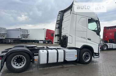 Тягач Volvo FH 13 2013 в Тячеве