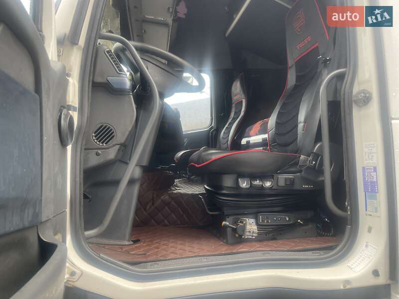 Тягач Volvo FH 13 2010 в Тячеві