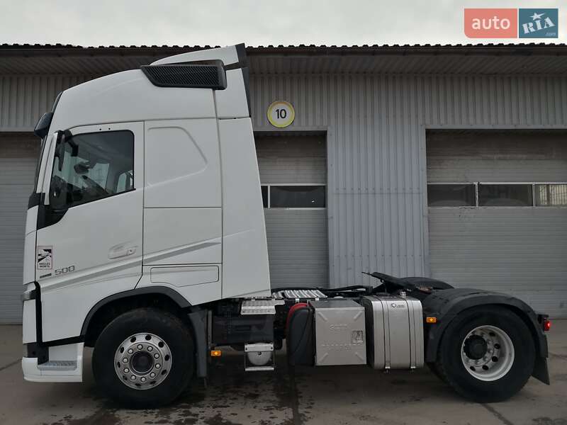 Тягач Volvo FH 13 2016 в Кам'янському