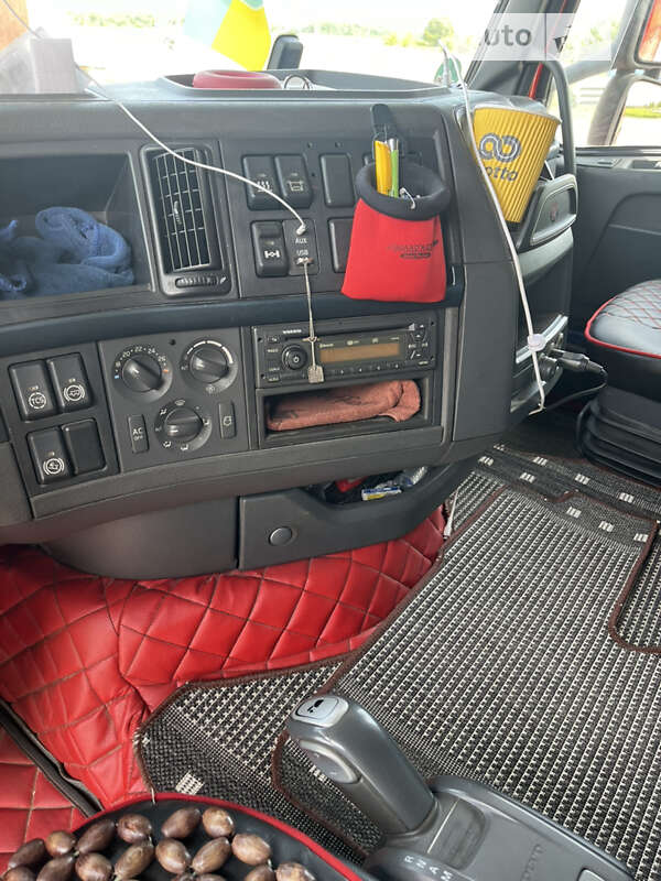 Тягач Volvo FH 13 2010 в Монастирищеві