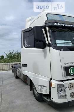 Контейнеровоз Volvo FH 13 2006 в Тернополе