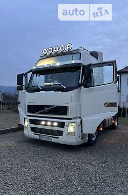 Тягач Volvo FH 13 2008 в Тячеве