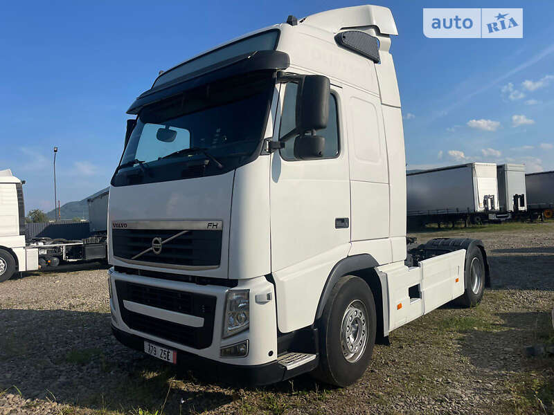 Тягач Volvo FH 13 2011 в Тячеве фото 3 Тягач Volvo FH 13 2011 в Тячеве