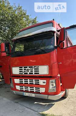 Контейнеровоз Volvo FH 13 2006 в Дніпрі