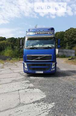 Тягач Volvo FH 13 2011 в Сваляві