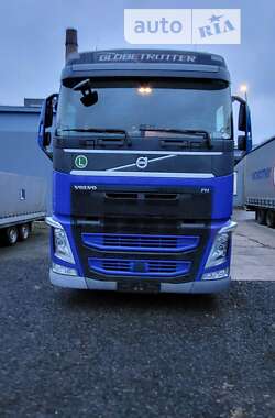 Тягач Volvo FH 13 2016 в Мукачевому