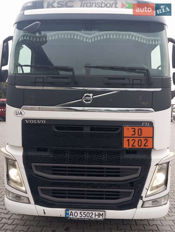 Бензовоз Volvo FH 13 2014 в Черновцах фото 8 Бензовоз Volvo FH 13 2014 в Черновцах
