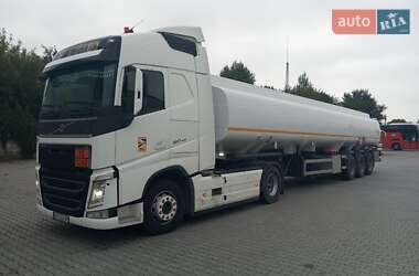 Бензовоз Volvo FH 13 2014 в 