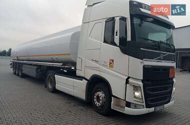Бензовоз Volvo FH 13 2014 в 