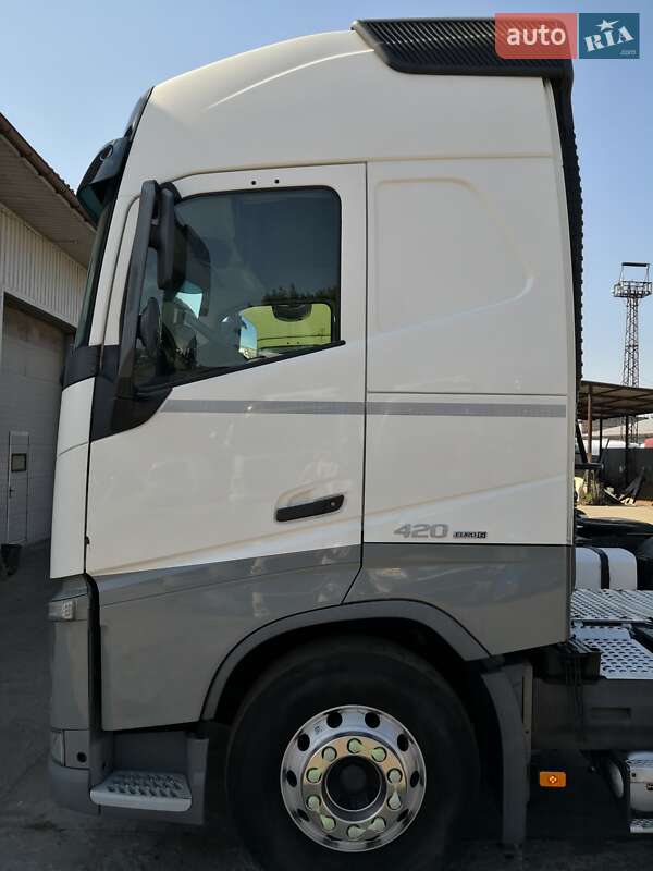 Тягач Volvo FH 13 2017 в Кам'янському